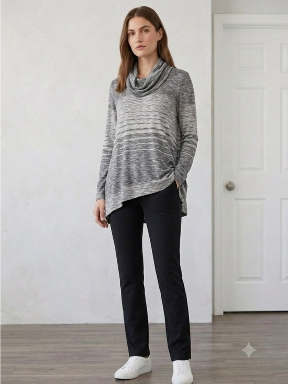 NWT Max Studio Weekend Women’s Small Gray Turtleneck Knit Sweater Tunic S